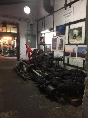 F6CFB9E3-B640-40C9-A800-402559054598